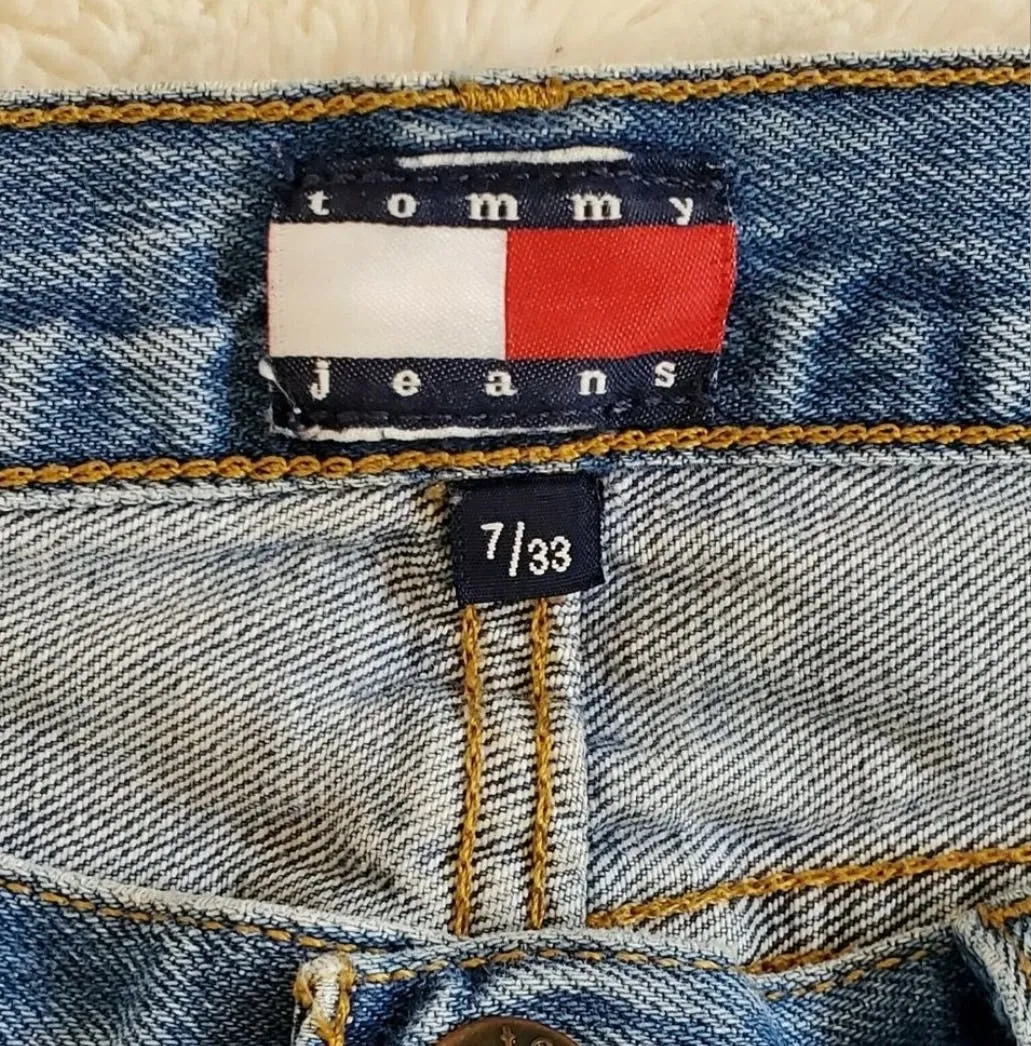 00's Straight Leg Jeans by Tommy Hilfiger