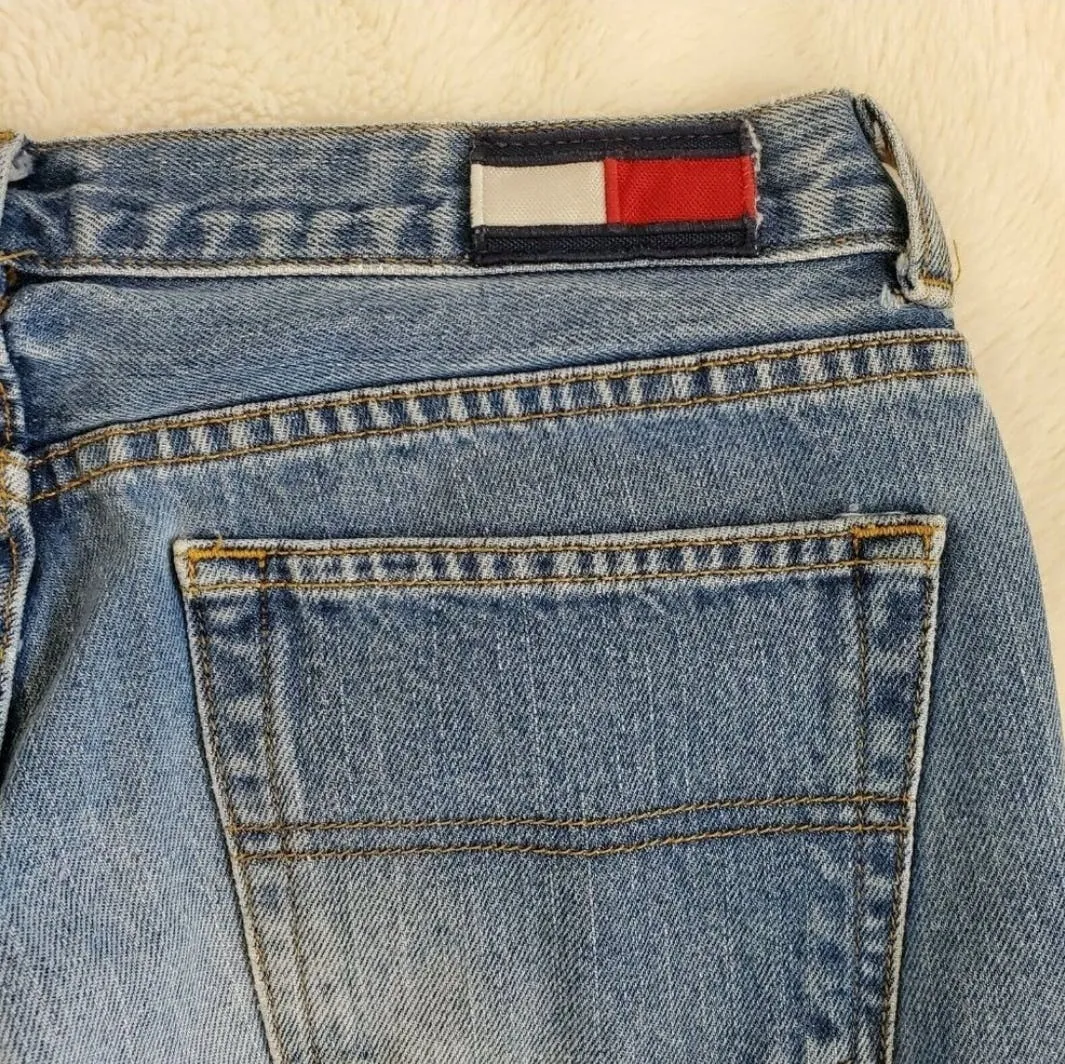 00's Straight Leg Jeans by Tommy Hilfiger